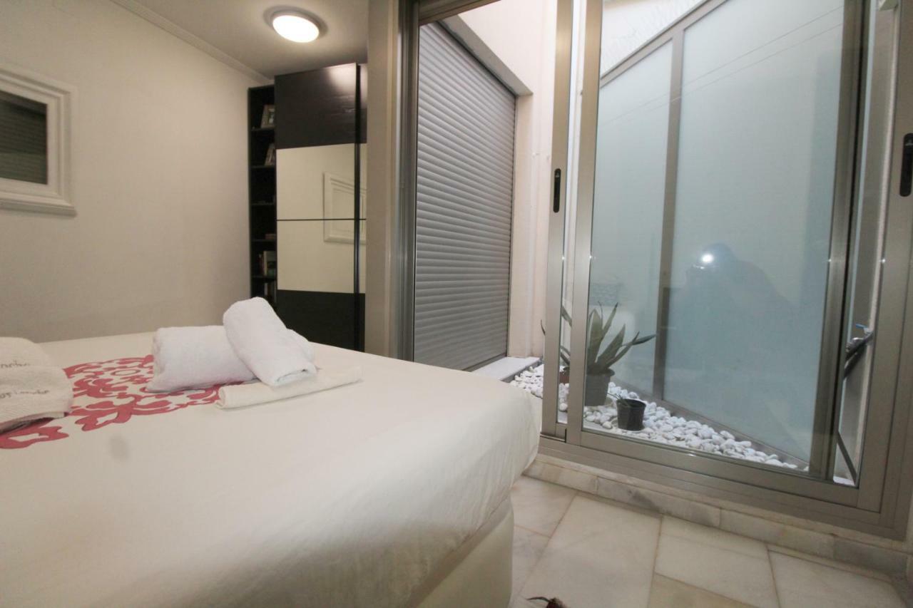 Precioso Apartamento Al Lado De Las Torres De Serrano Valencia Luaran gambar