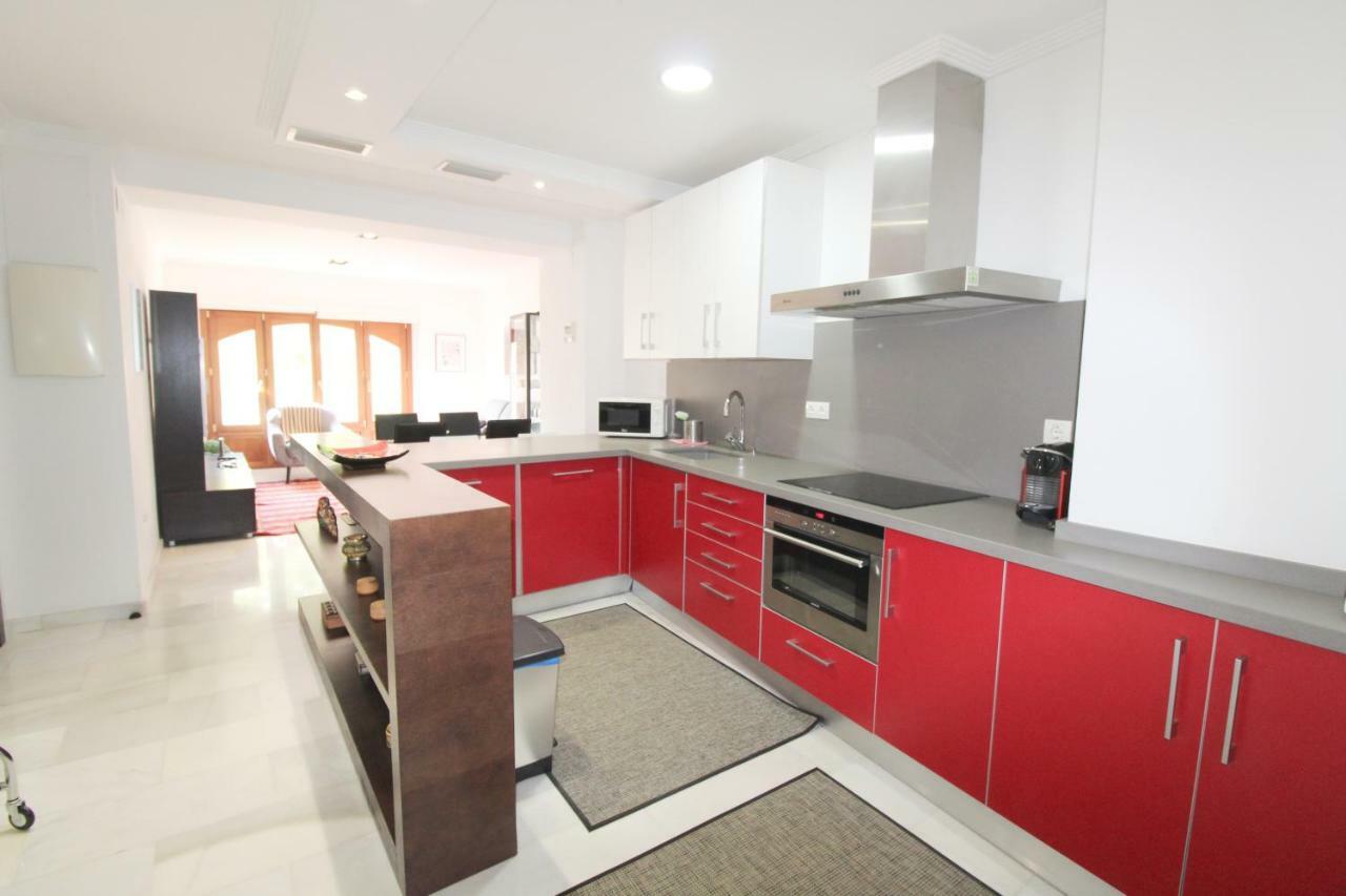 Precioso Apartamento Al Lado De Las Torres De Serrano Valencia Luaran gambar