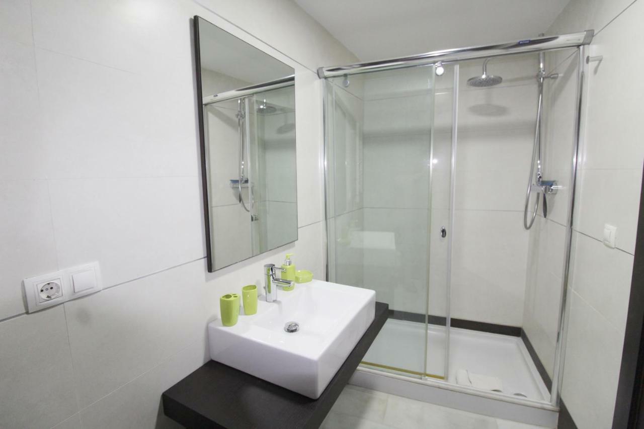 Precioso Apartamento Al Lado De Las Torres De Serrano Valencia Luaran gambar